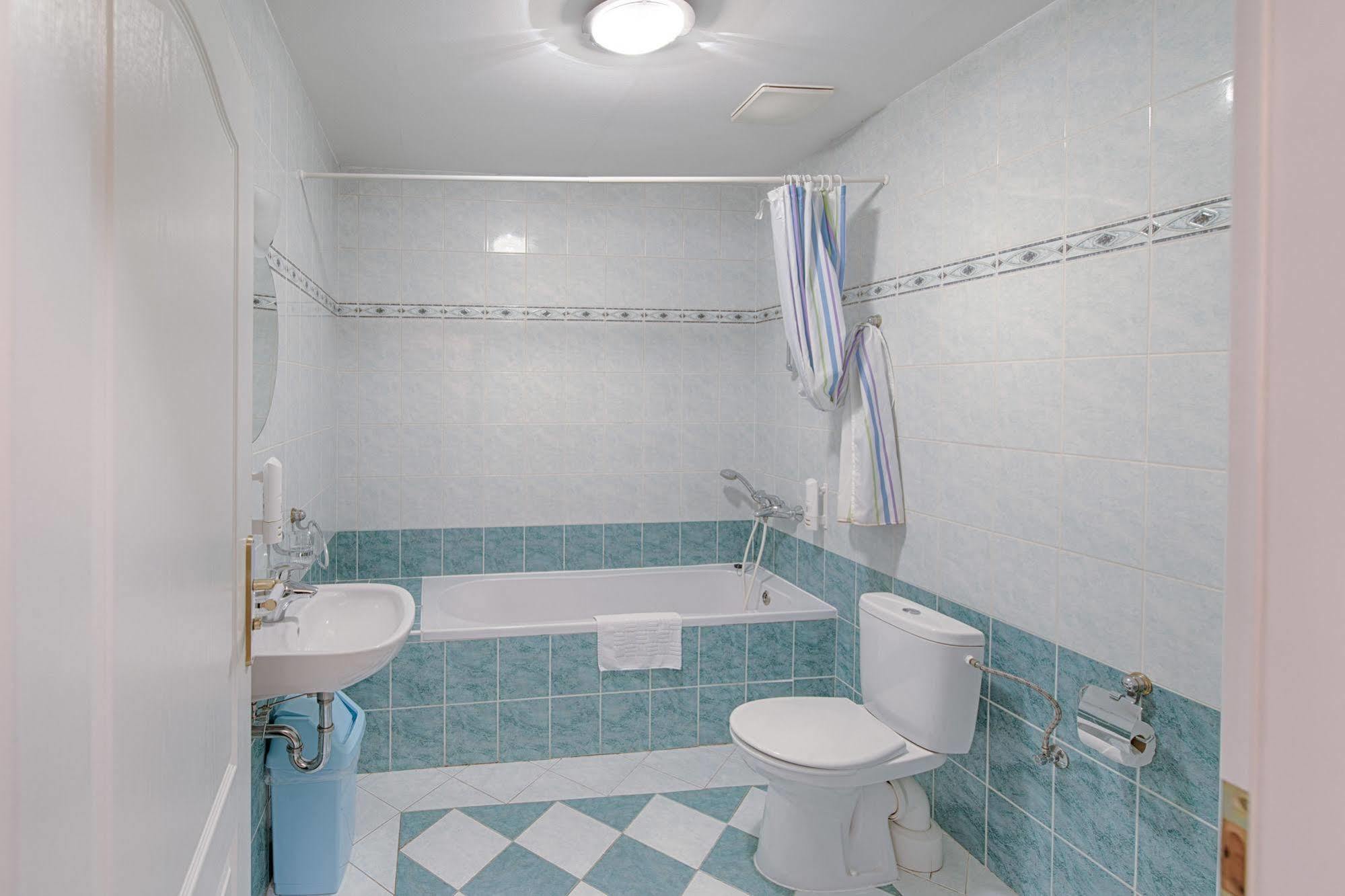 Hotel Derby Карловы Вары Экстерьер фото