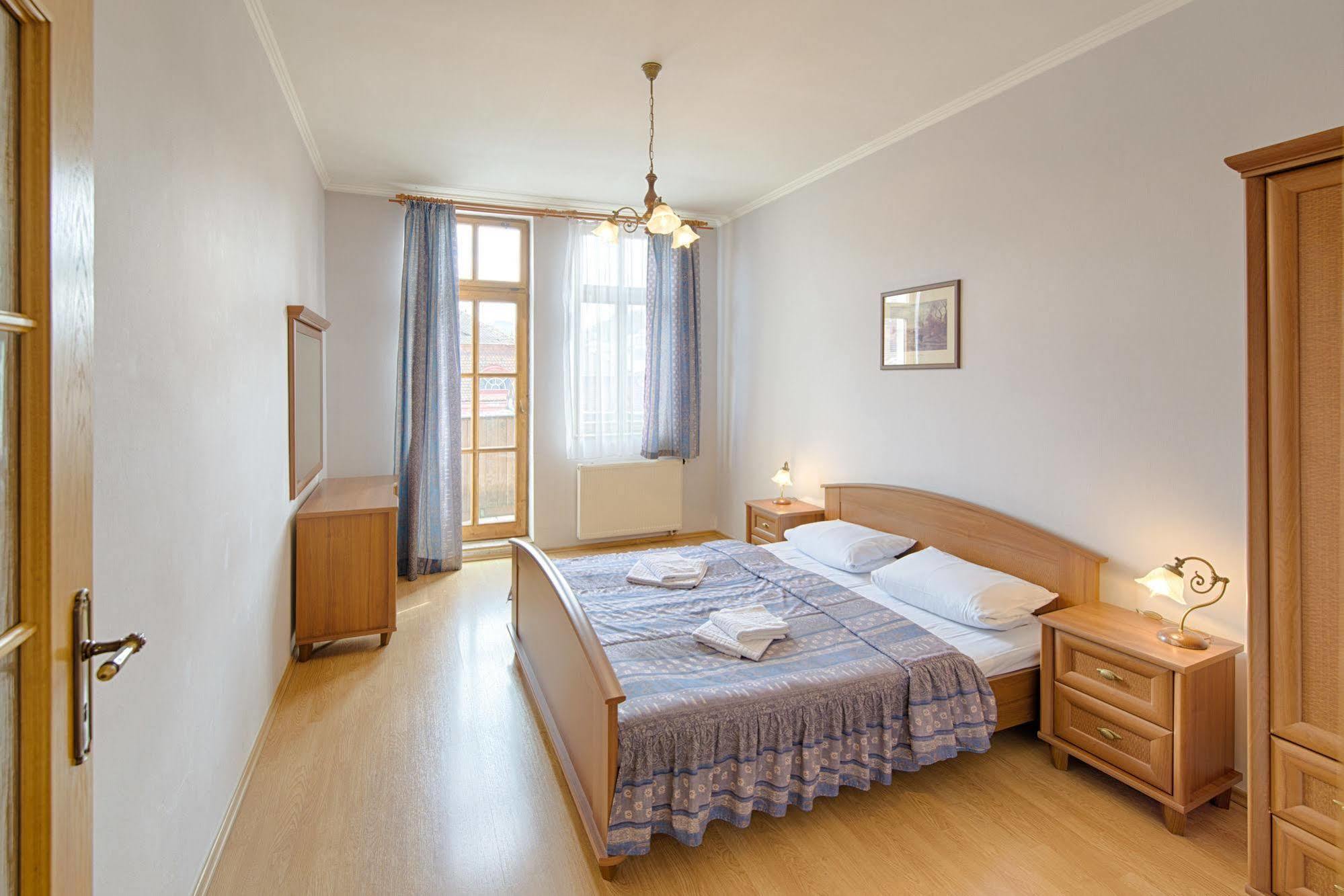 Hotel Derby Карловы Вары Экстерьер фото