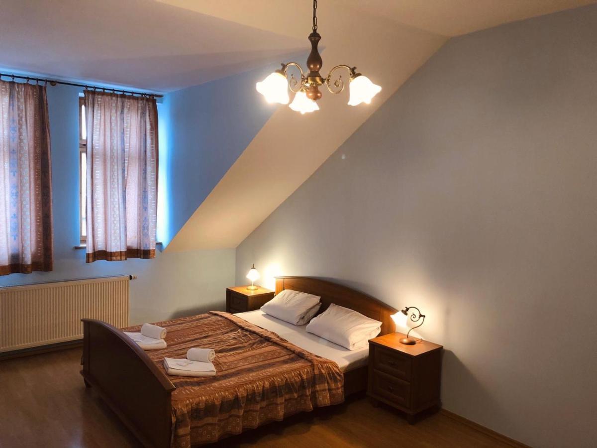 Hotel Derby Карловы Вары Экстерьер фото